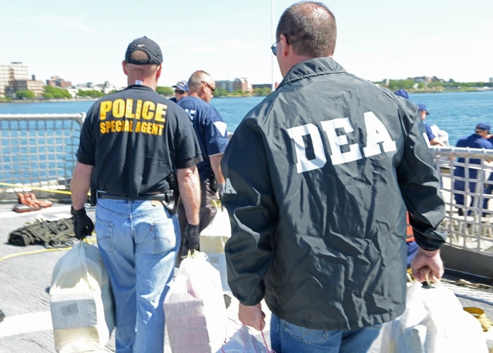 drugs sea confiscation raid bust cocaine