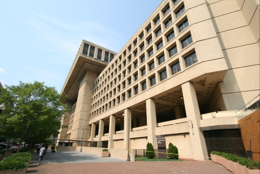 Picture showing the exterior of the Federal Bureau of Investigation headquarters at the J. Edgar Hoover Building